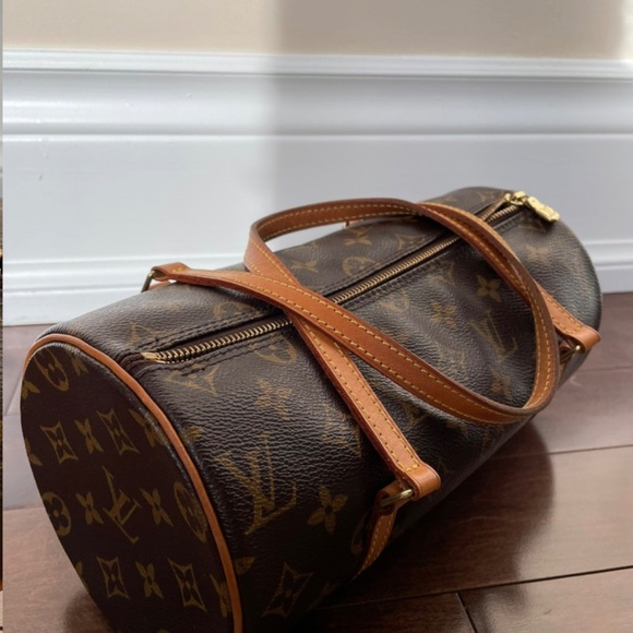 Louis Vuitton Monogram Papillon 26 - Picture 3 of 7